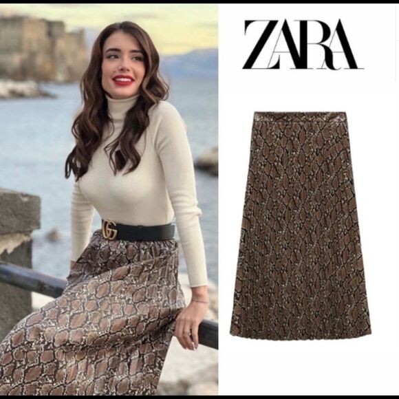 ZARA FAUX LEATHER PLEATED SKIRT - Picture 1 of 12
